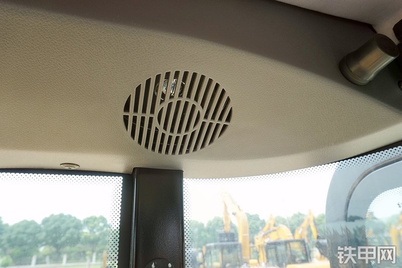 三一重工SY95C挖掘机局部