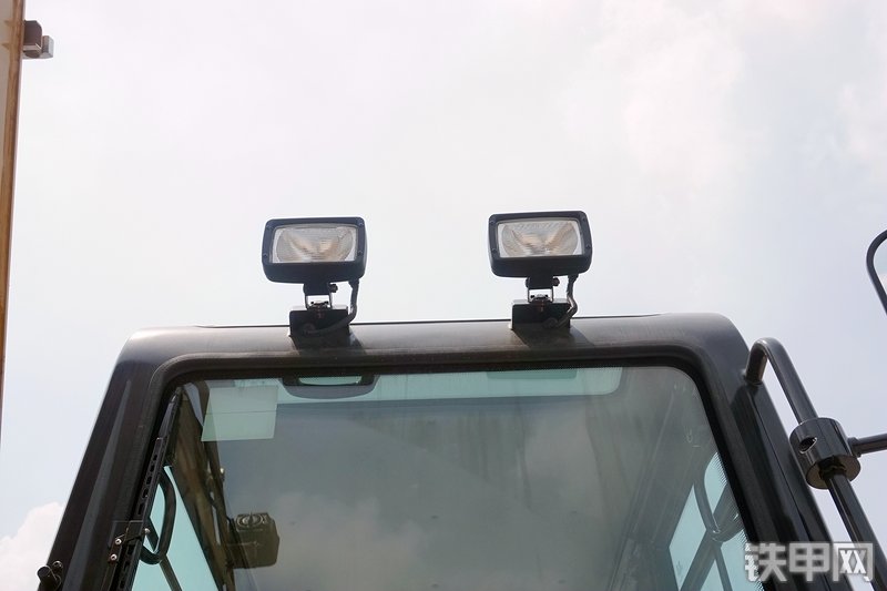 三一重工SY95C挖掘机局部