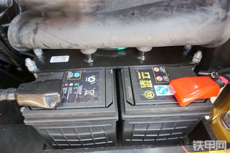 三一重工SY75C挖掘机局部