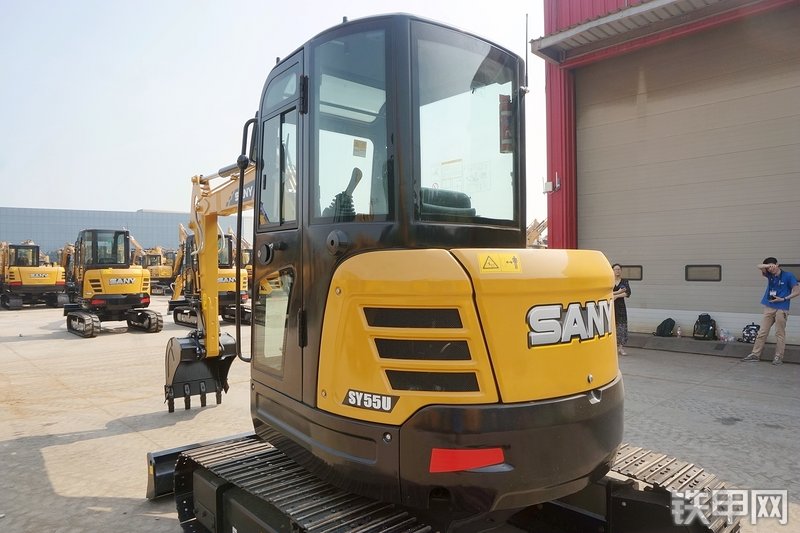 三一重工SY55U挖掘机整机外观
