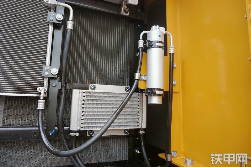 三一重工SY65W挖掘机局部