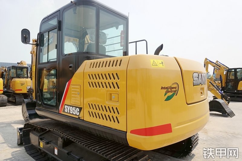 三一重工SY95C挖掘机整机外观