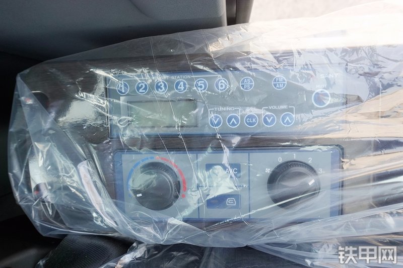 三一重工SY55C挖掘机局部