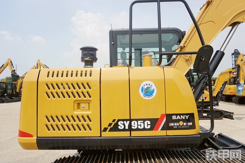 三一重工SY95C挖掘机整机外观