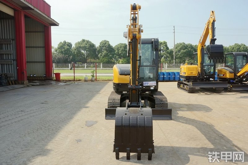 三一重工SY55U挖掘机整机外观