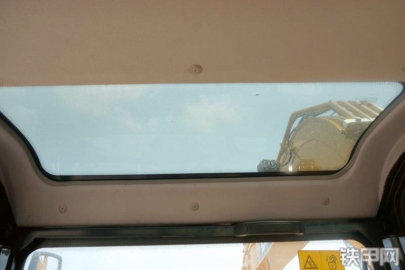 三一重工SY85C挖掘机局部