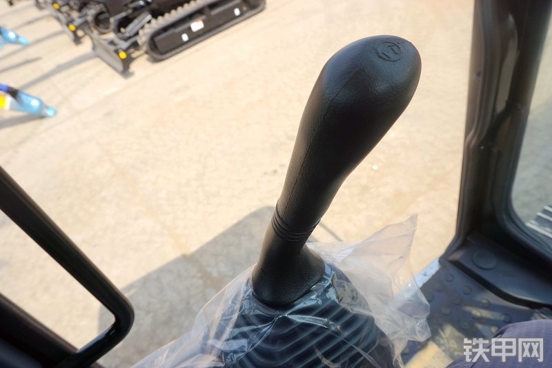 三一重工SY60C挖掘机局部