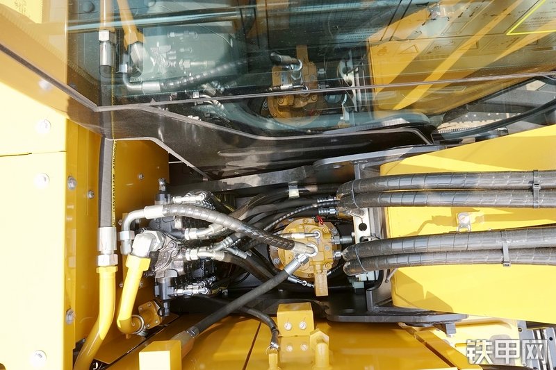 三一重工SY75C挖掘机局部