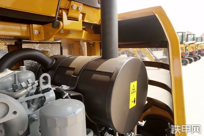 三一重工SY55C挖掘机局部