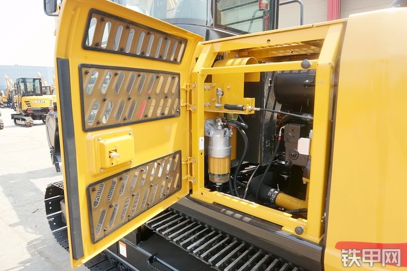 三一重工SY85C挖掘机局部