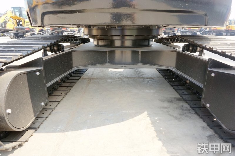 三一重工SY55U挖掘机局部