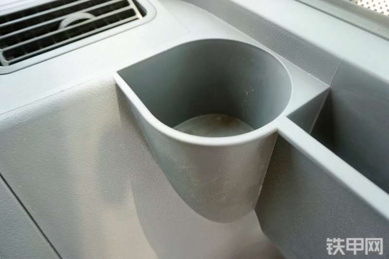 三一重工SY85C挖掘机局部