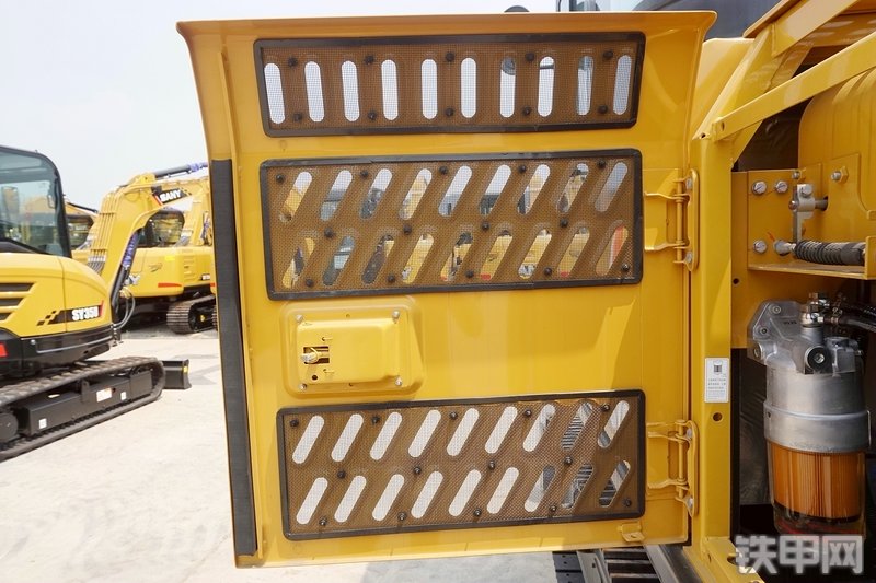 三一重工SY95C挖掘机局部