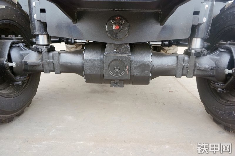 三一重工SY65W挖掘机局部