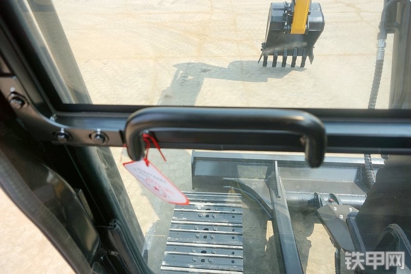 三一重工SY60C挖掘机局部