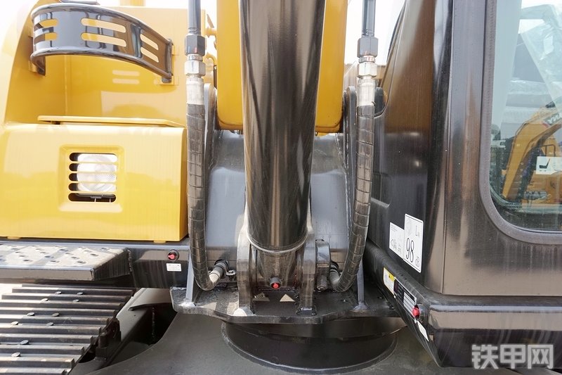 三一重工SY95C挖掘机局部