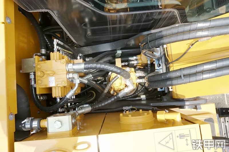 三一重工SY95C挖掘机局部