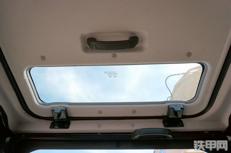 三一重工SY195C挖掘机局部