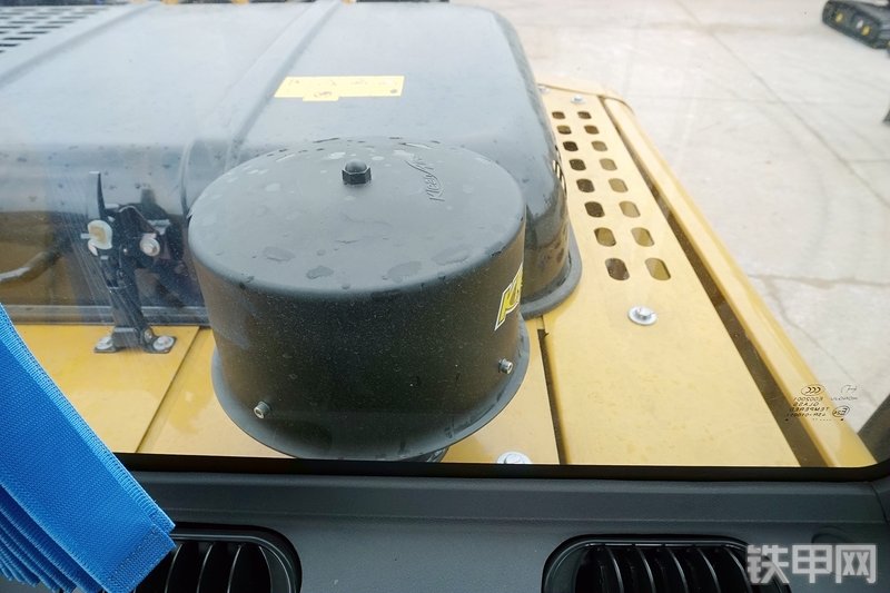 三一重工SY155W挖掘机局部