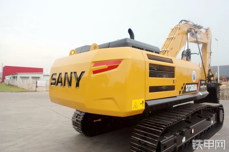 三一重工SY365H挖掘机整机外观