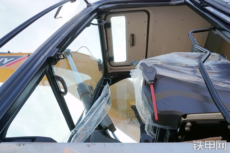 三一重工SY195C挖掘机局部