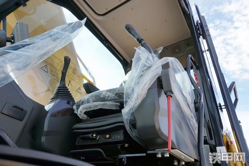 三一重工SY195C挖掘机局部