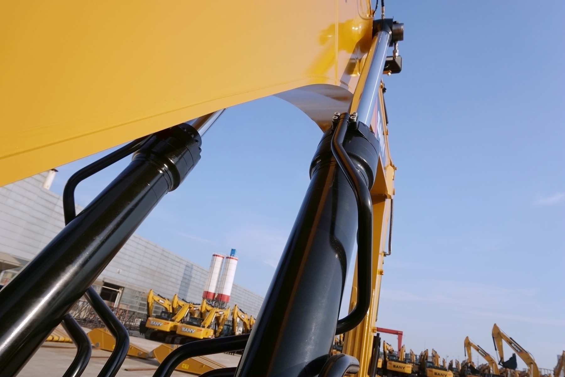 三一重工sy305h挖掘机