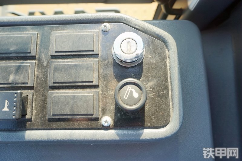 三一重工SYL956H5装载机局部