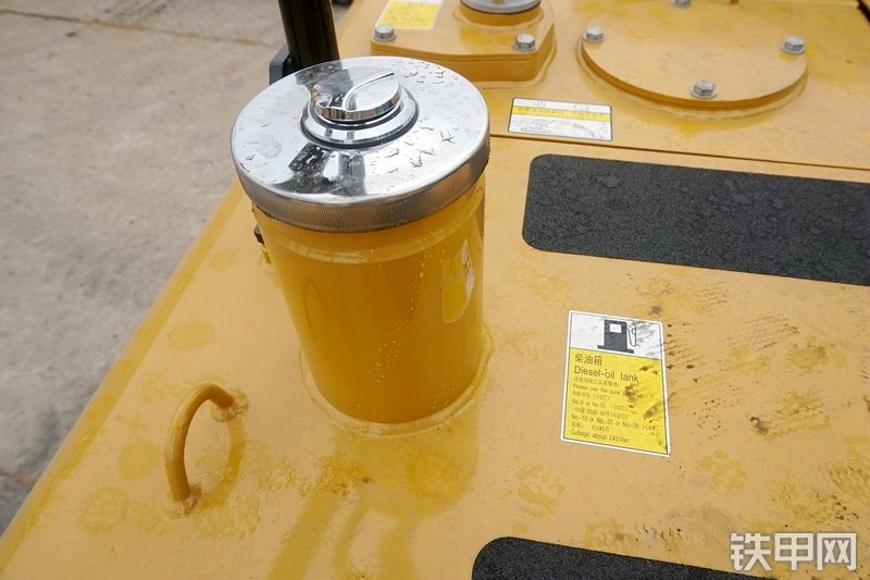 三一重工SY155W挖掘机局部