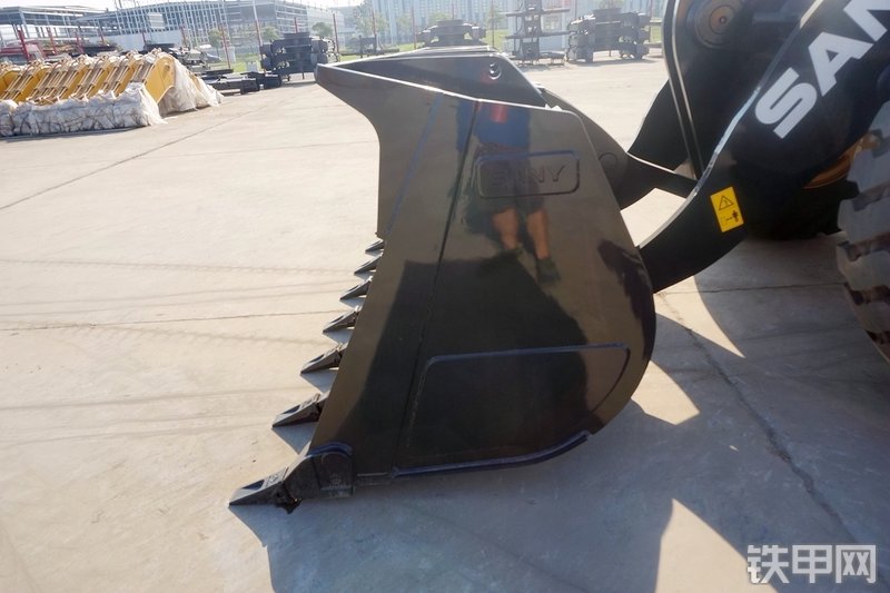 三一重工SYL956H5装载机局部