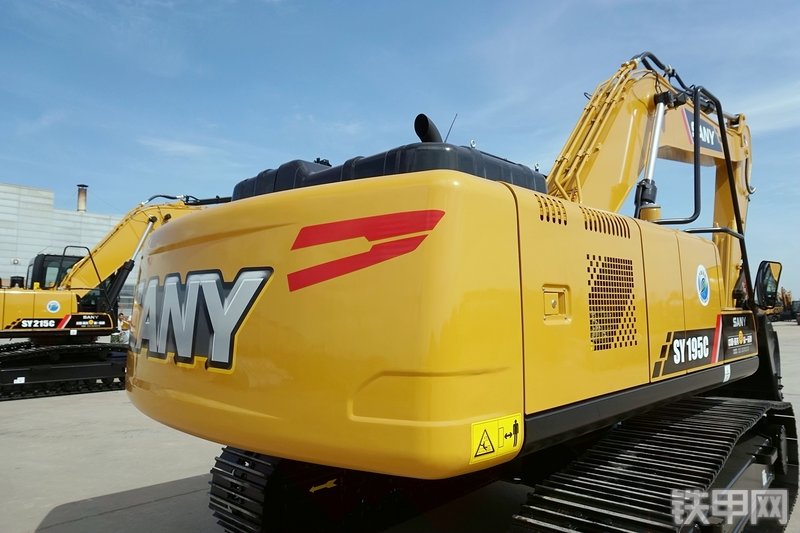 三一重工SY195C挖掘机整机外观