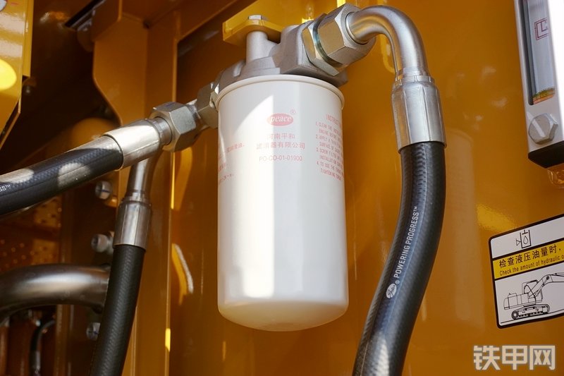 三一重工SY265C挖掘机局部