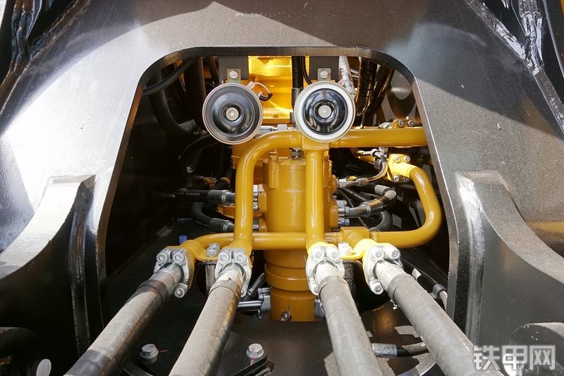 三一重工SY195C挖掘机局部