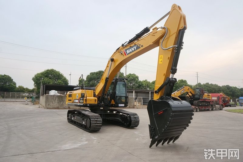 三一重工SY365H挖掘机整机外观