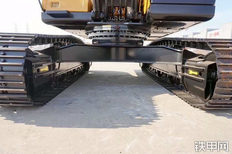 三一重工SY285C挖掘机局部