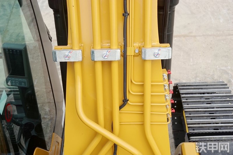 三一重工SY135C挖掘机局部