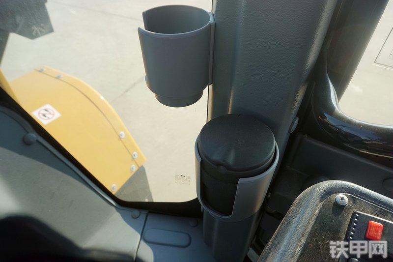 三一重工SYL956H5装载机局部