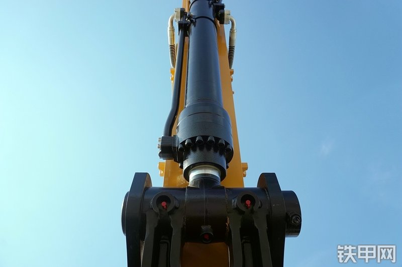 三一重工SY285C挖掘机局部