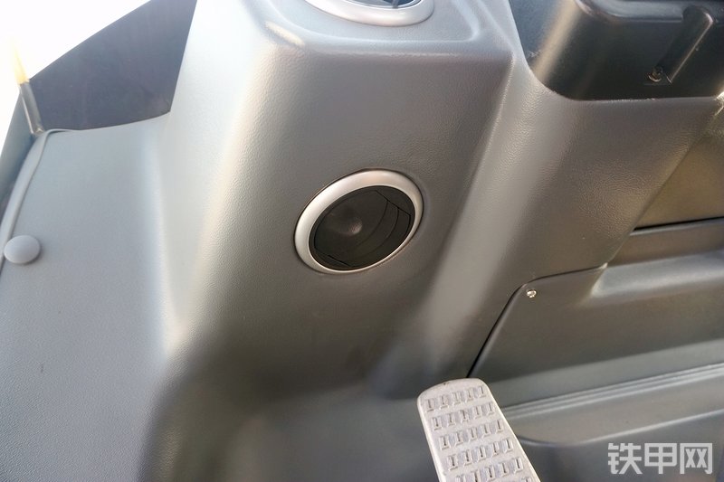 三一重工SYL956H5装载机局部