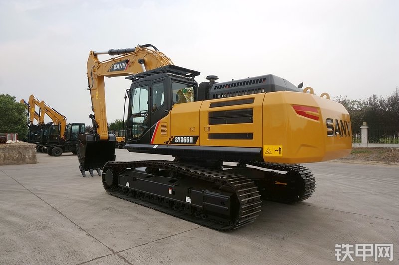三一重工SY365H挖掘机整机外观