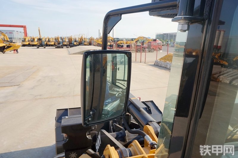 三一重工SYL956H5装载机局部