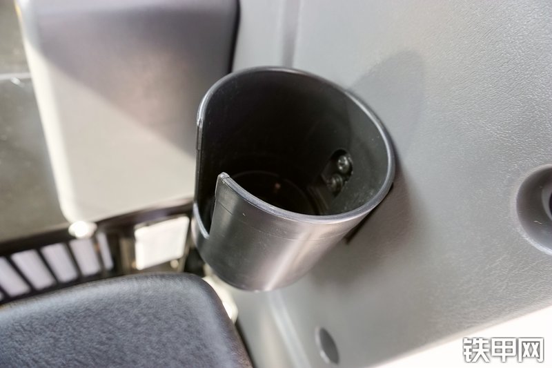 三一重工SY195C挖掘机局部