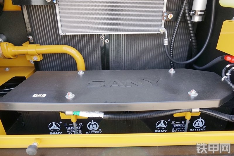 三一重工SY195C挖掘机局部