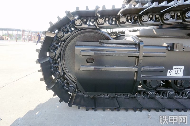 三一重工SY285C挖掘机局部