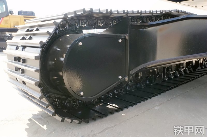 三一重工SY265C挖掘机局部