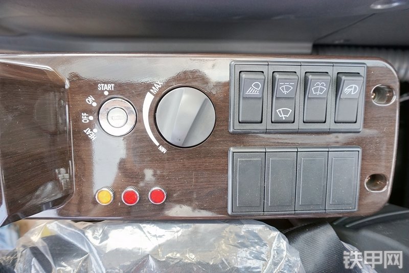 三一重工SY195C挖掘机局部