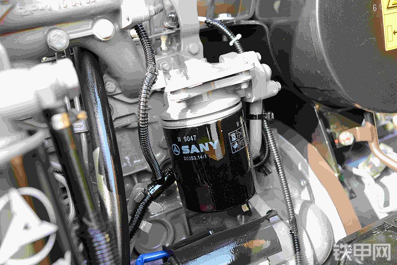 三一重工SY65C挖掘机局部