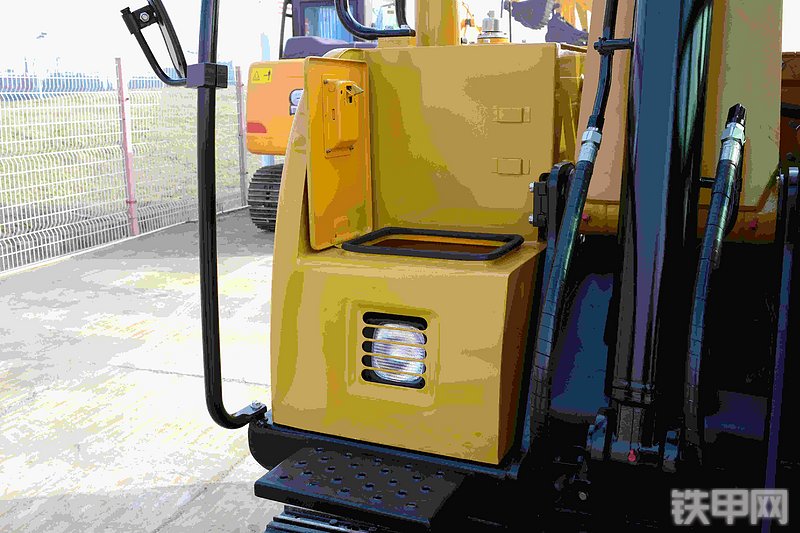 三一重工SY65C挖掘机局部