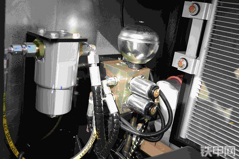 三一重工SY65C挖掘机局部