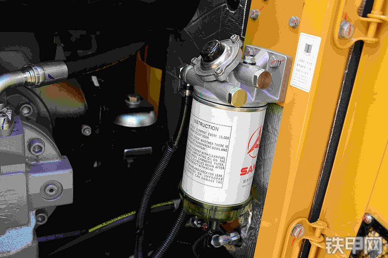 三一重工SY65C挖掘机局部